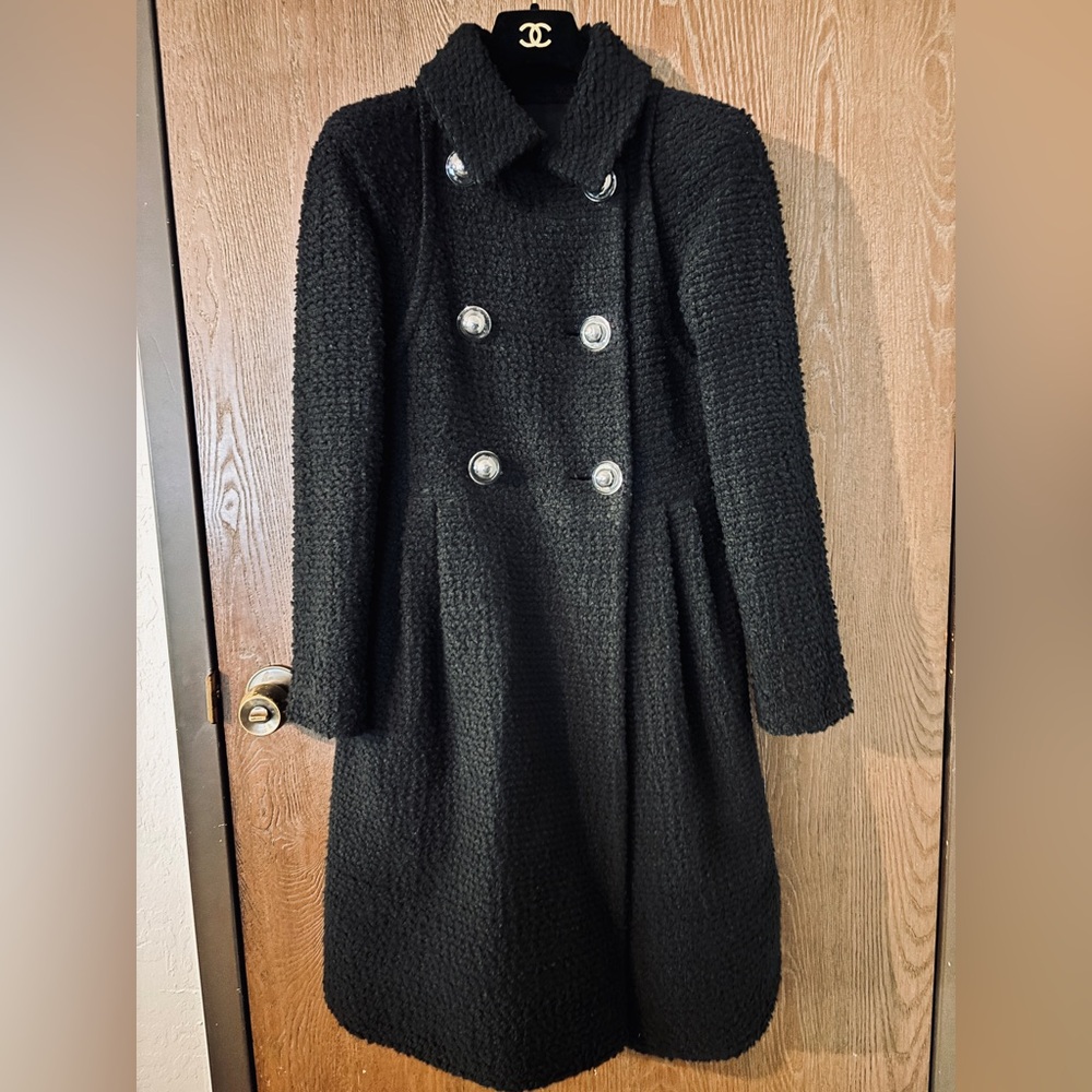 💲SOLD💲 AUTHENTIC Chanel Boucle Coat, Size 36